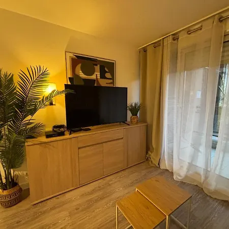Apartment - Piscine Proche *